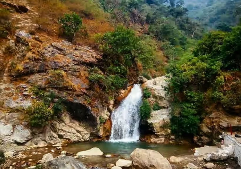 Shikhar Fall